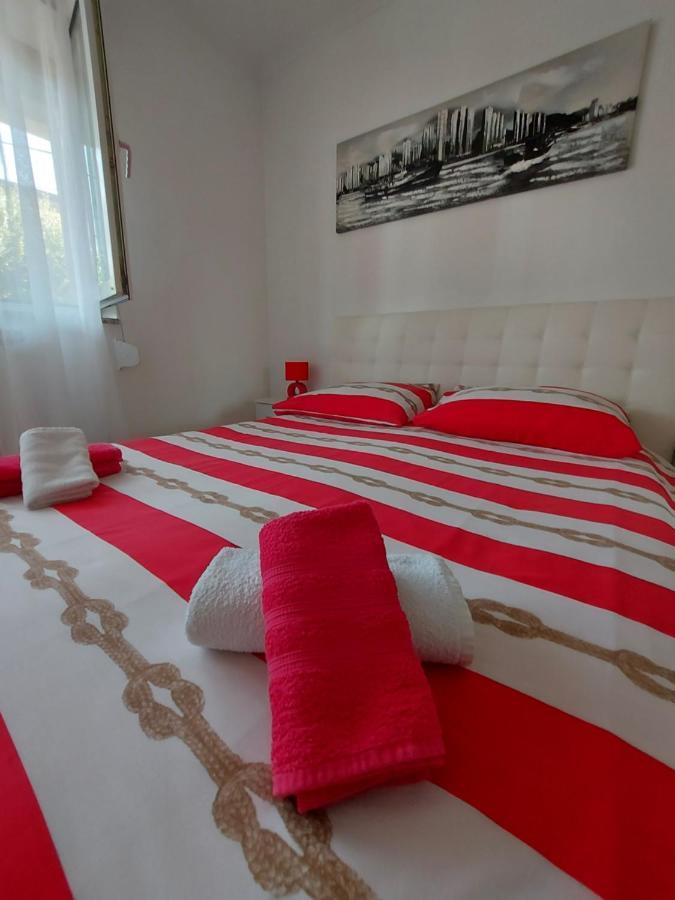 Marinici  Apartman Palma מראה חיצוני תמונה